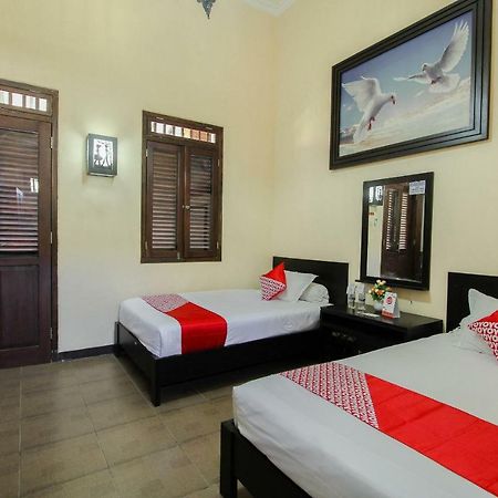 بانيووانجى Oyo 1361 Singosari Family Residence المظهر الخارجي الصورة