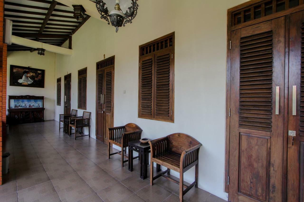 بانيووانجى Oyo 1361 Singosari Family Residence المظهر الخارجي الصورة