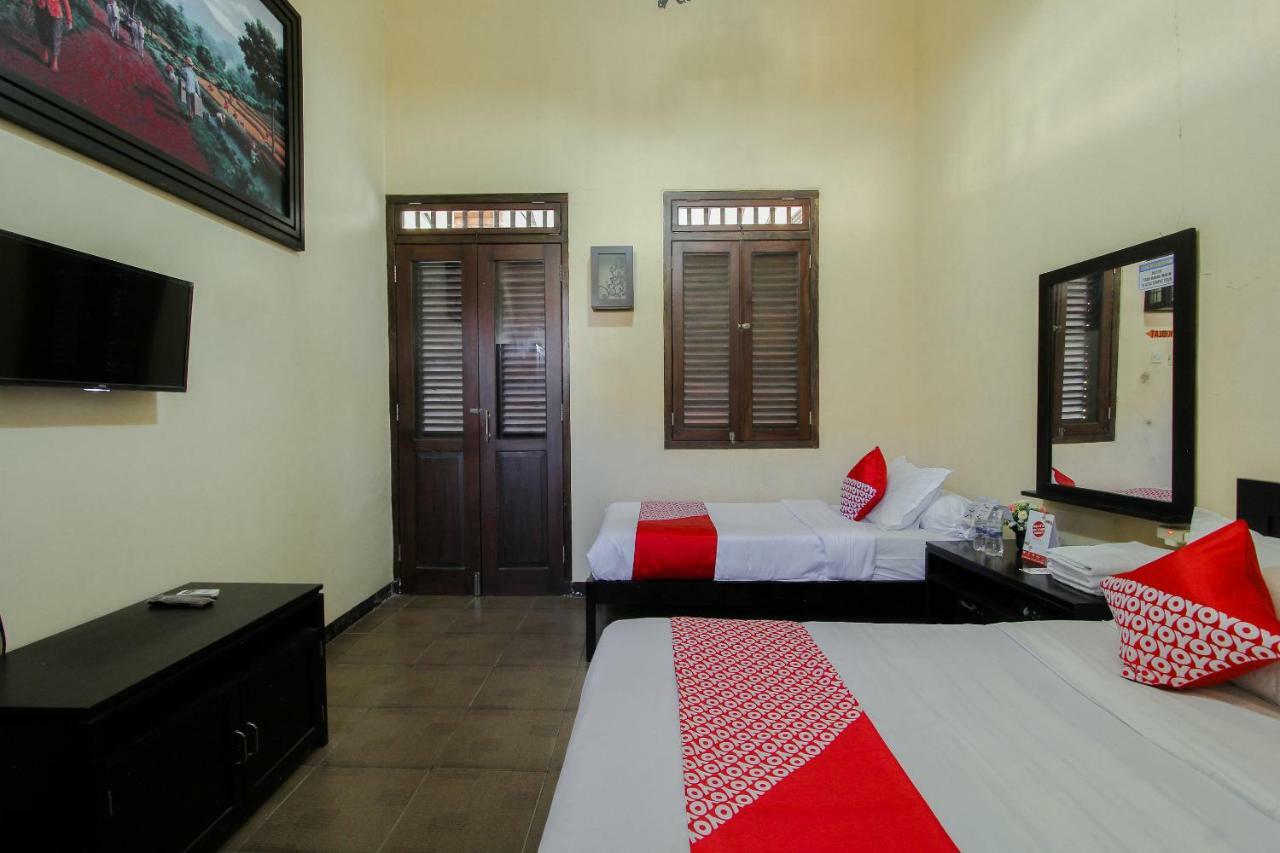 بانيووانجى Oyo 1361 Singosari Family Residence المظهر الخارجي الصورة