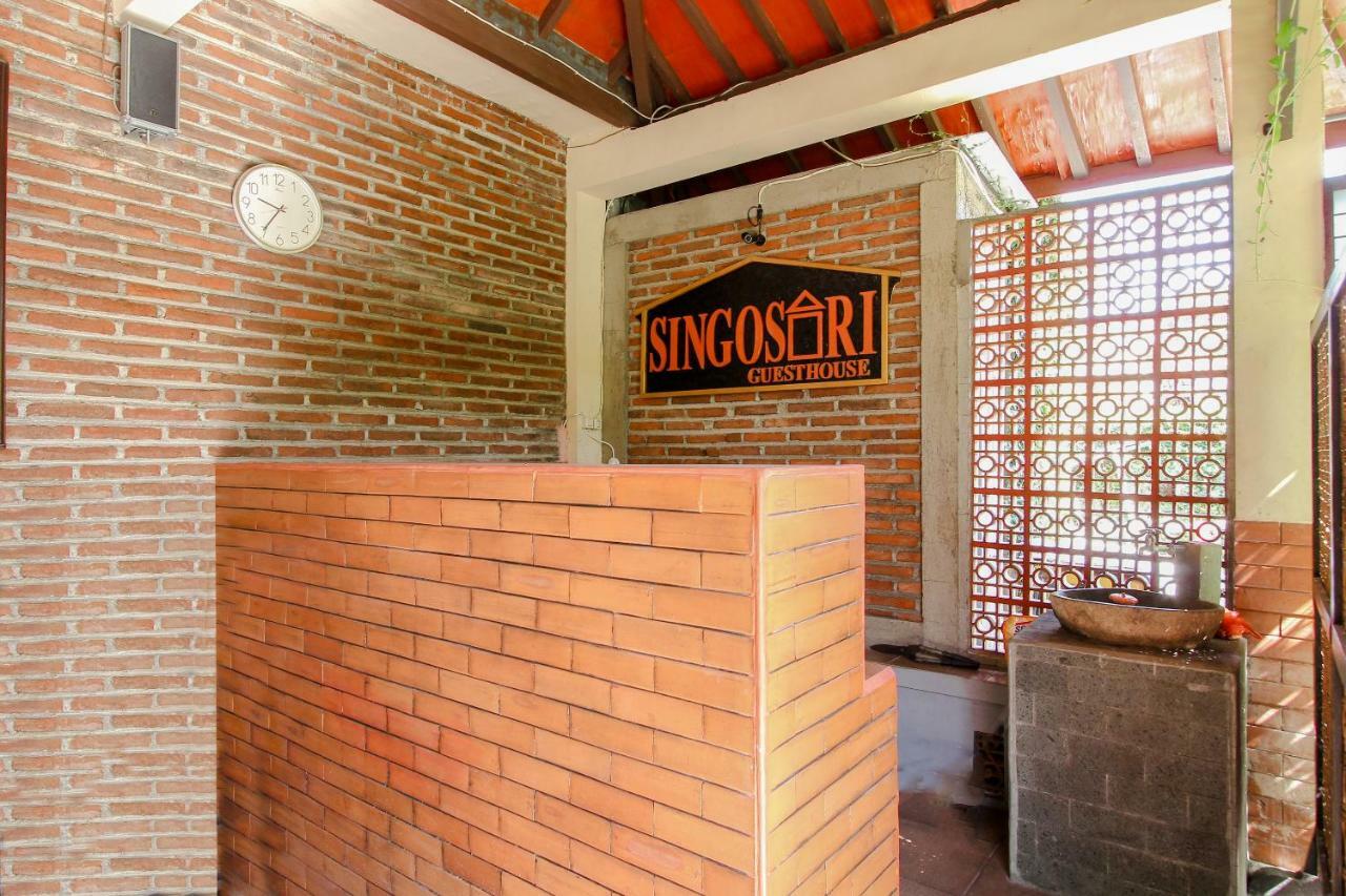 بانيووانجى Oyo 1361 Singosari Family Residence المظهر الخارجي الصورة